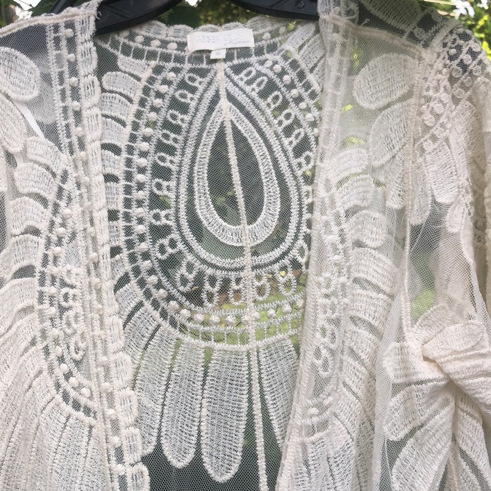Gorgeous off white sheer floral duster size S - Picture 3 of 9